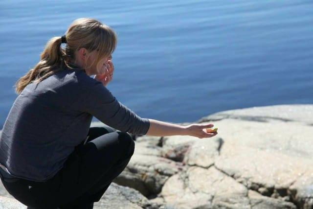 <Strong></noscript>Dyrektor Ośrodka Róży Wiatrów</strong><br />
Dba o to, żeby wszyscy goście wyjechali z Ośrodka zadowoleni i chcieli do nas wrócić. Człowiek orkiestra - zna się na remontach jachtów, prawie budowlanym, prowadzeniu gastronomii i nie tylko. Uwielbiana przez współpracowników i podwładnych, w kuluarach zwana Królową Subtelności. :)