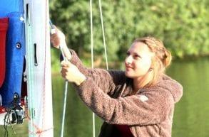 dziewczyna na jachcie