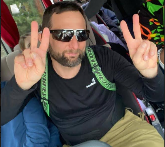 <strong></noscript>Wiceprezes</strong><br />
Odpowiada za przygotowanie ofert naszych imprez, zarządza sprzedażą i nadzoruje pracę biura. W firmie od 2000 roku. 