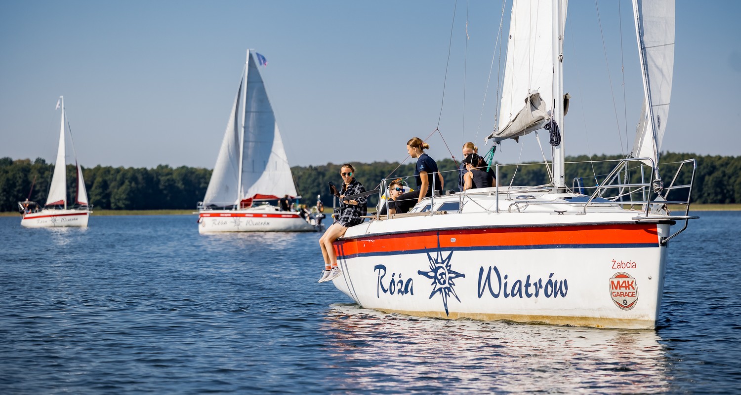 Wiosenne wycieczki szkolne i Błękitne Szkoły 